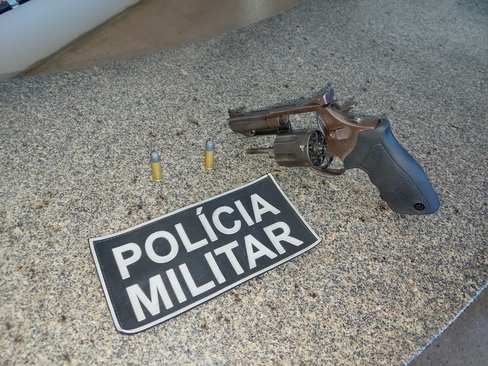 ​POLICIAIS MILITARES DA CIDADE DE SÃO JOSÉ DO MIPIBU PRENDEM DUPLA COM